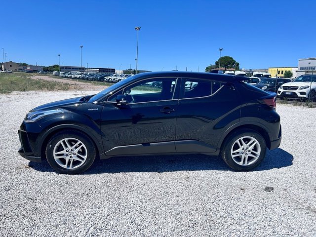 TOYOTA C-hr 1.8h active e-cvt