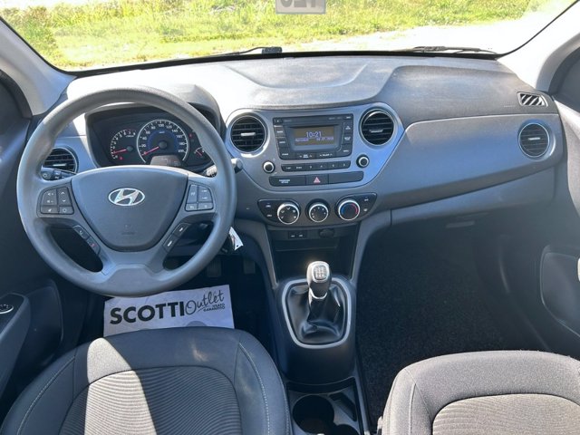 HYUNDAI i10 1.0 MPI Login