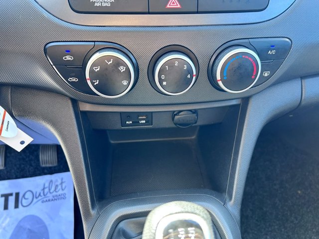 HYUNDAI i10 1.0 MPI Login