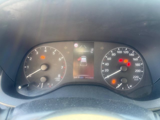 TOYOTA Yaris 1.0 active