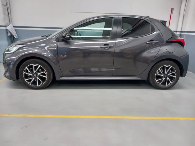 TOYOTA Yaris 1.5 Hybrid 5 porte Lounge
