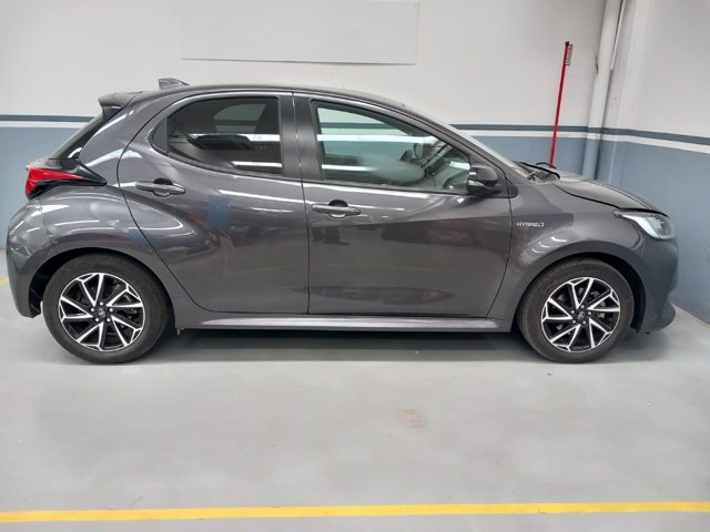 TOYOTA Yaris 1.5 Hybrid 5 porte Lounge