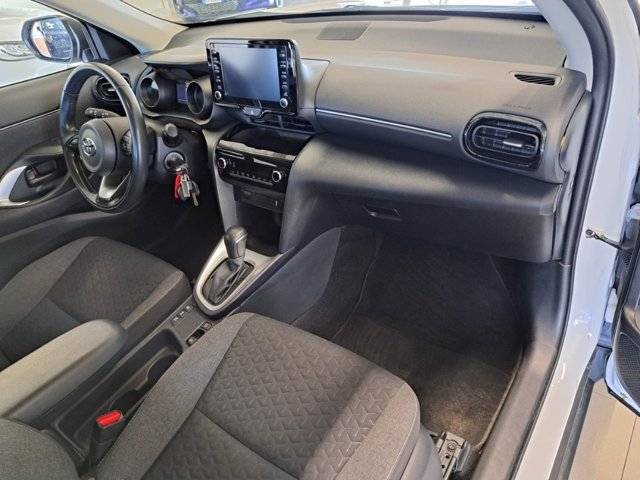 TOYOTA Yaris Cross 1.5 Hybrid 5p. E-CVT Active