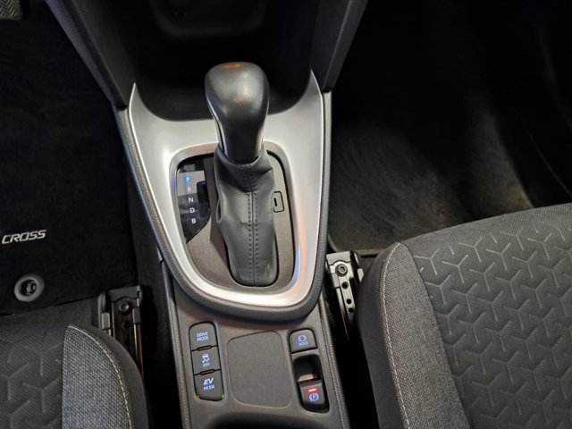 TOYOTA Yaris Cross 1.5 Hybrid 5p. E-CVT Active