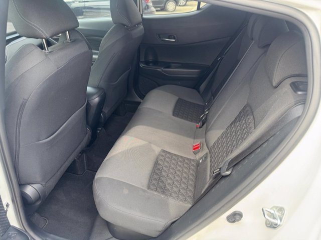 TOYOTA C-HR 1.8 Hybrid E-CVT Trend