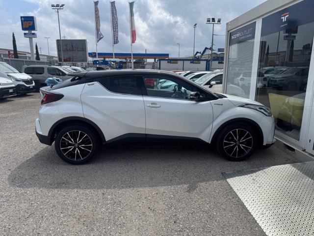TOYOTA C-HR 1.8 Hybrid E-CVT Trend