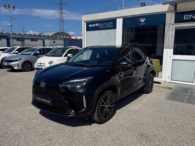TOYOTA Yaris cross 1.5h lounge fwd 116cv e-cvt