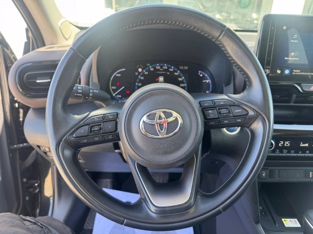 TOYOTA Yaris cross 1.5h lounge fwd 116cv e-cvt