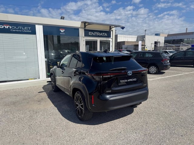 TOYOTA Yaris cross 1.5h lounge fwd 116cv e-cvt