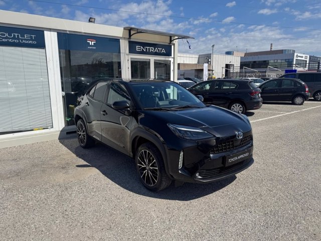 TOYOTA Yaris cross 1.5h lounge fwd 116cv e-cvt