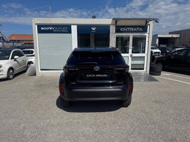 TOYOTA Yaris cross 1.5h lounge fwd 116cv e-cvt