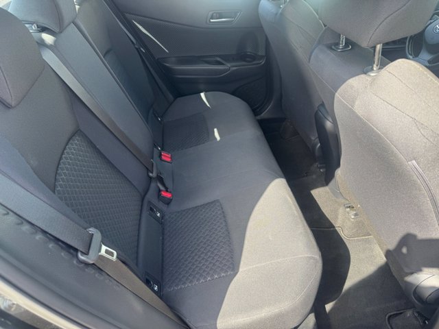 TOYOTA C-hr 1.8h active e-cvt