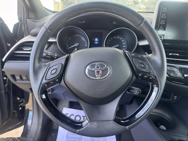 TOYOTA C-hr 1.8h active e-cvt