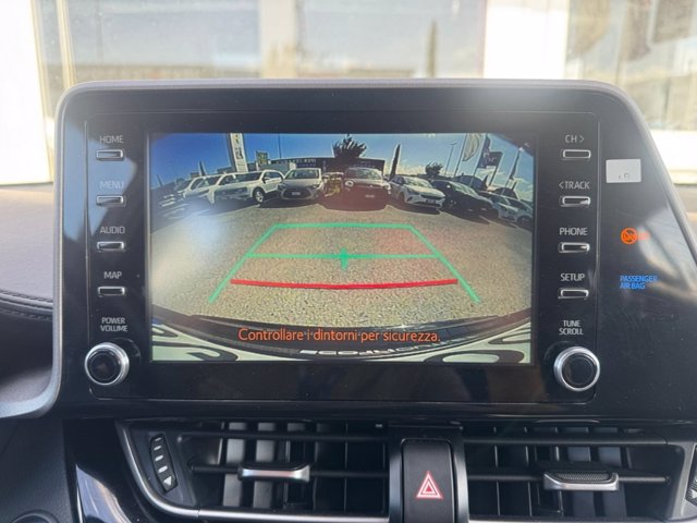 TOYOTA C-hr 1.8h active e-cvt