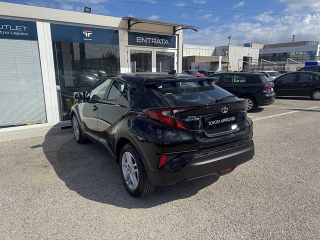 TOYOTA C-hr 1.8h active e-cvt