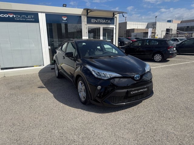 TOYOTA C-hr 1.8h active e-cvt