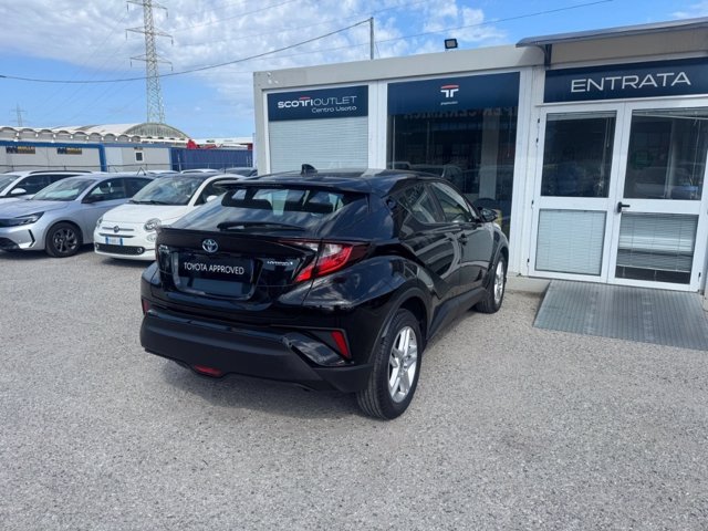 TOYOTA C-hr 1.8h active e-cvt