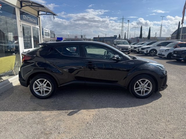TOYOTA C-hr 1.8h active e-cvt