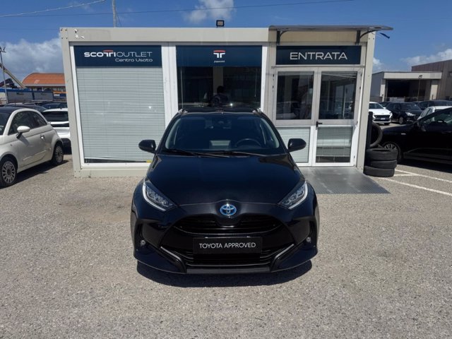 TOYOTA Yaris 1.5h trend