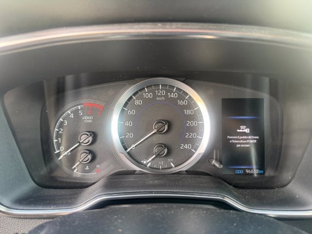 TOYOTA Corolla Touring Sports 1.8 Hybrid Business Tech CVT