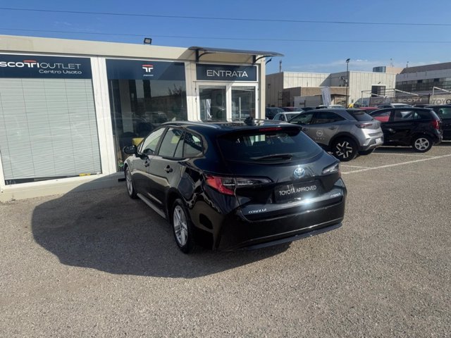 TOYOTA Corolla Touring Sports 1.8 Hybrid Business Tech CVT