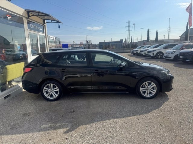 TOYOTA Corolla Touring Sports 1.8 Hybrid Business Tech CVT