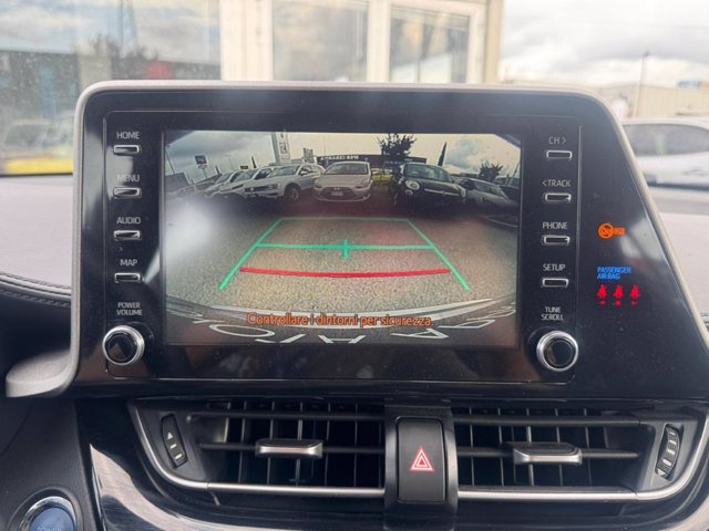 TOYOTA C-hr 1.8h business e-cvt