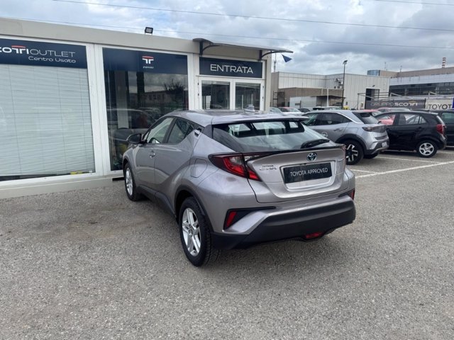 TOYOTA C-hr 1.8h business e-cvt