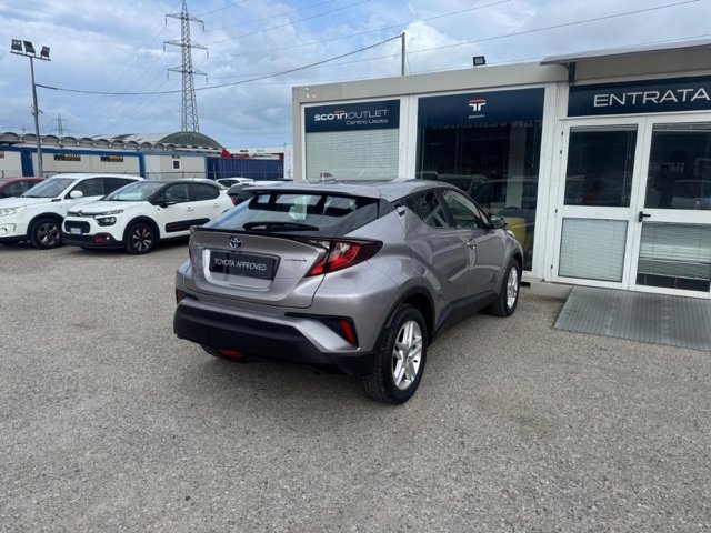 TOYOTA C-hr 1.8h business e-cvt