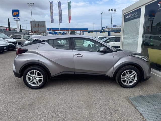 TOYOTA C-hr 1.8h business e-cvt