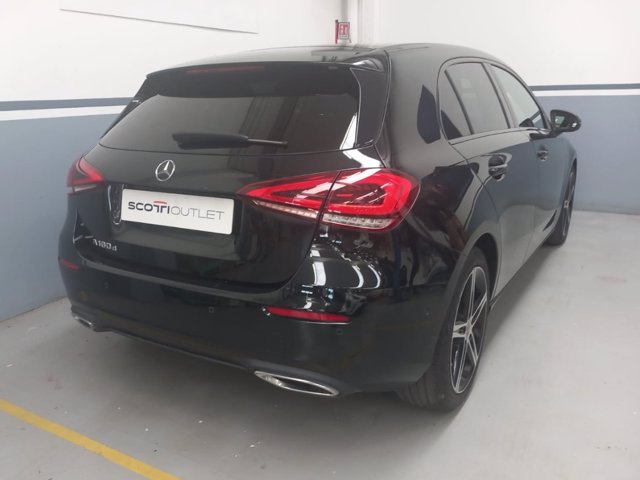 MERCEDES A 180 d sport auto