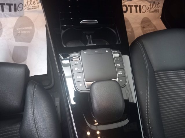 MERCEDES A 180 d sport auto
