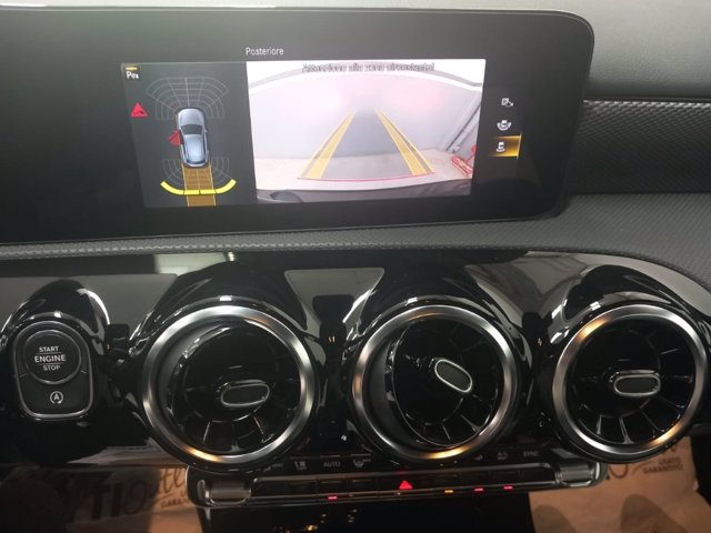 MERCEDES A 180 d sport auto