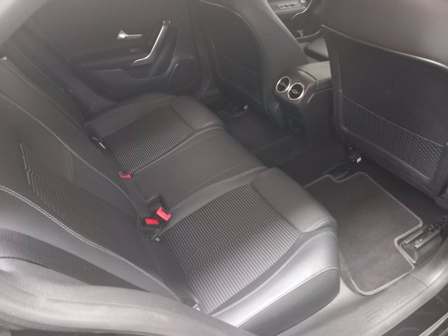 MERCEDES A 180 d sport auto