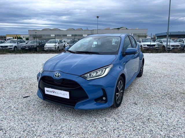 TOYOTA Yaris 1.5h trend