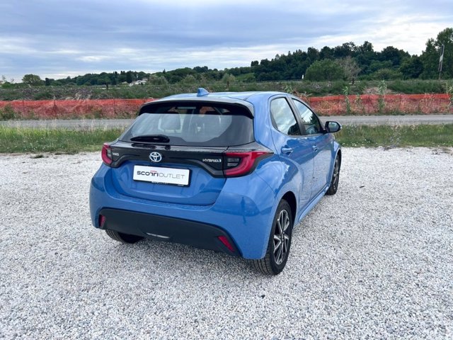 TOYOTA Yaris 1.5h trend