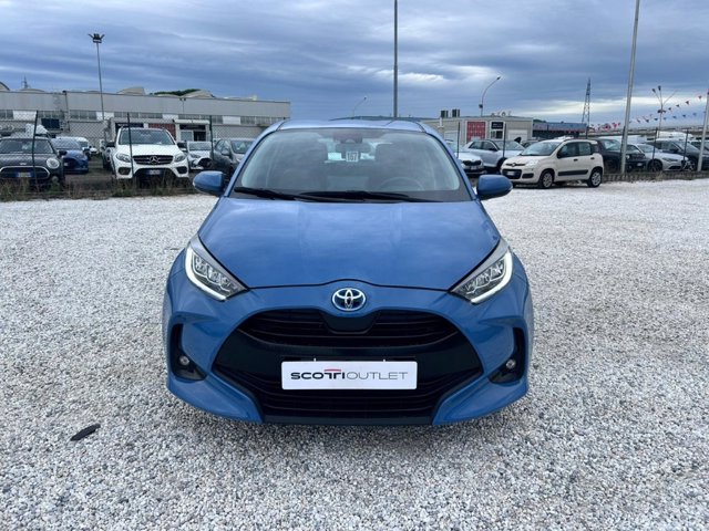 TOYOTA Yaris 1.5h trend