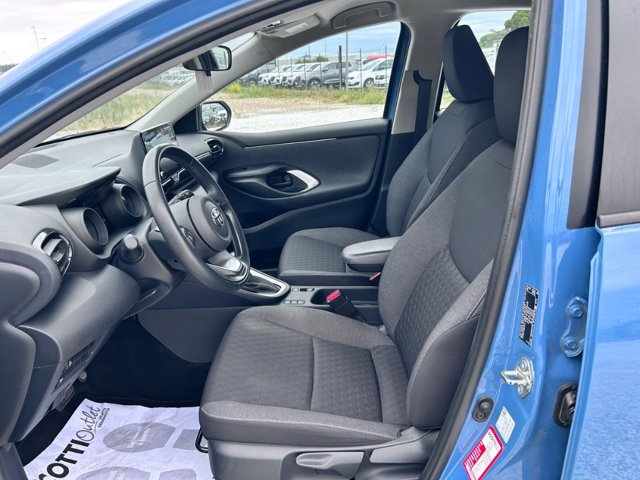 TOYOTA Yaris 1.5h trend
