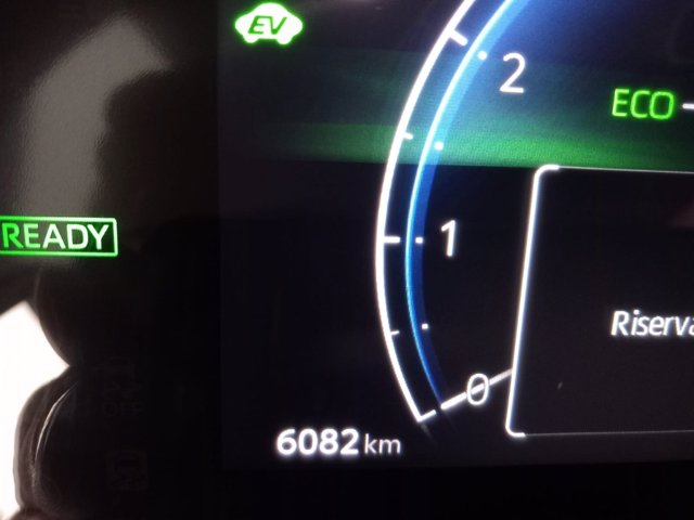 TOYOTA Yaris 1.5h trend