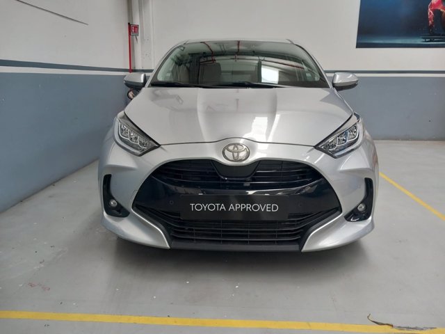 TOYOTA Yaris 1.5h trend