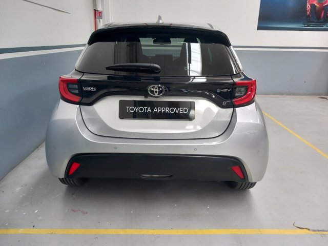 TOYOTA Yaris 1.5h trend