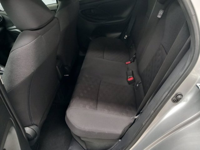 TOYOTA Yaris 1.5h trend