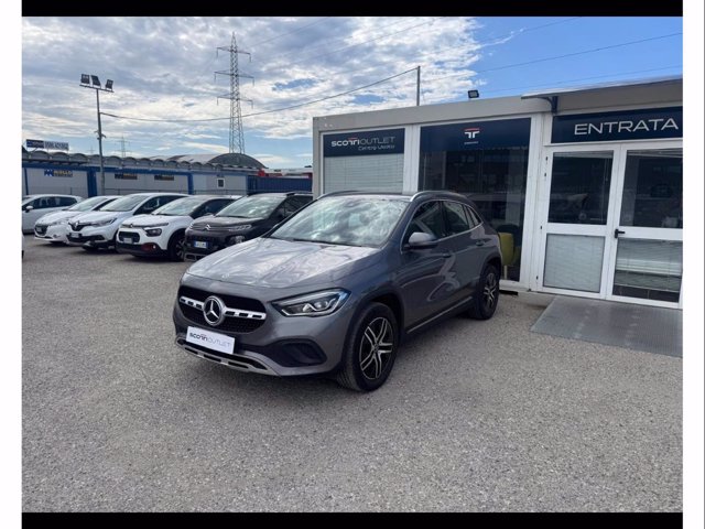 MERCEDES Gla 200 d sport plus auto