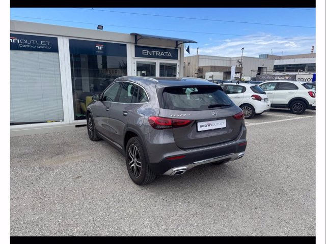 MERCEDES Gla 200 d sport plus auto