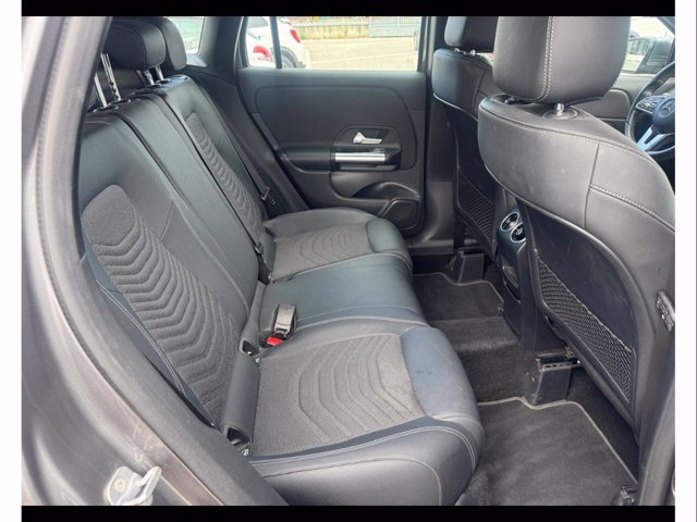 MERCEDES Gla 200 d sport plus auto