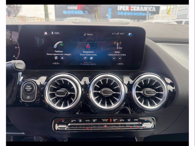 MERCEDES Gla 200 d sport plus auto