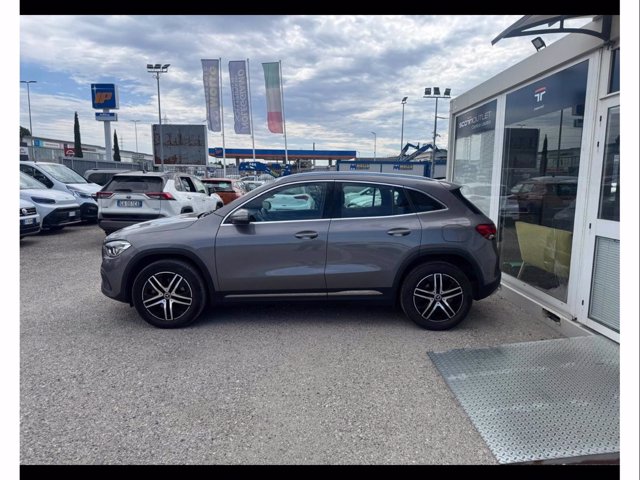 MERCEDES Gla 200 d sport plus auto