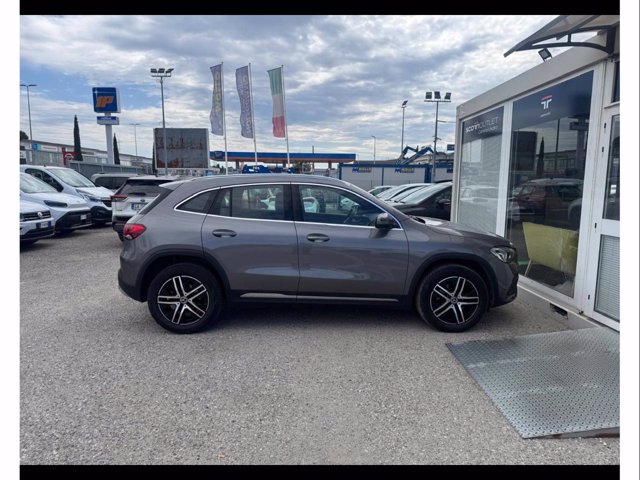 MERCEDES Gla 200 d sport plus auto