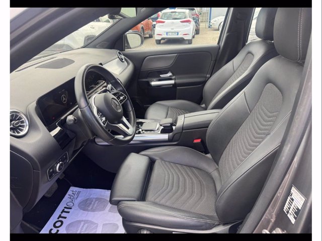 MERCEDES Gla 200 d sport plus auto