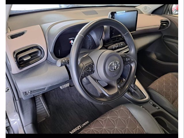 TOYOTA Yaris cross 1.5h lounge fwd 116cv e-cvt
